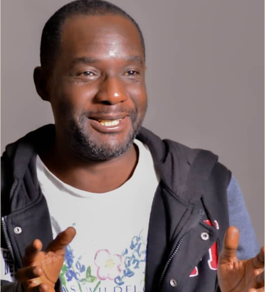 Portrait d’Israel Loali, fondateur et responsable spirituel de Capernaum Ministries